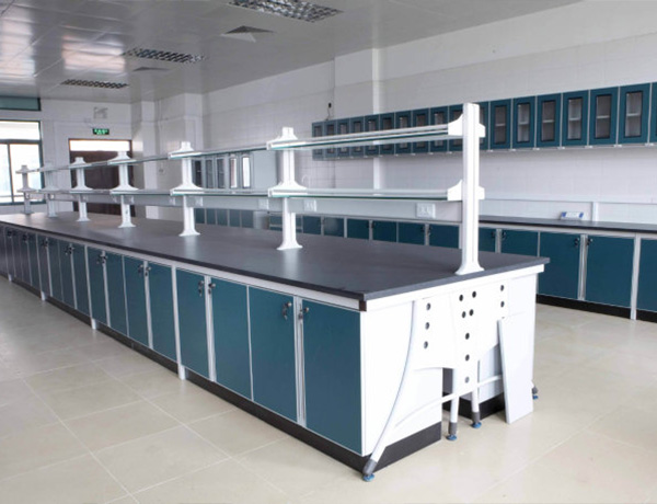 Scheda resistente agli agenti chimici di laboratorio